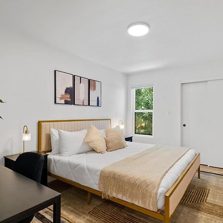 Chic Uptown Phoenix Home - Pool Table & Perfect Location Екстериор снимка