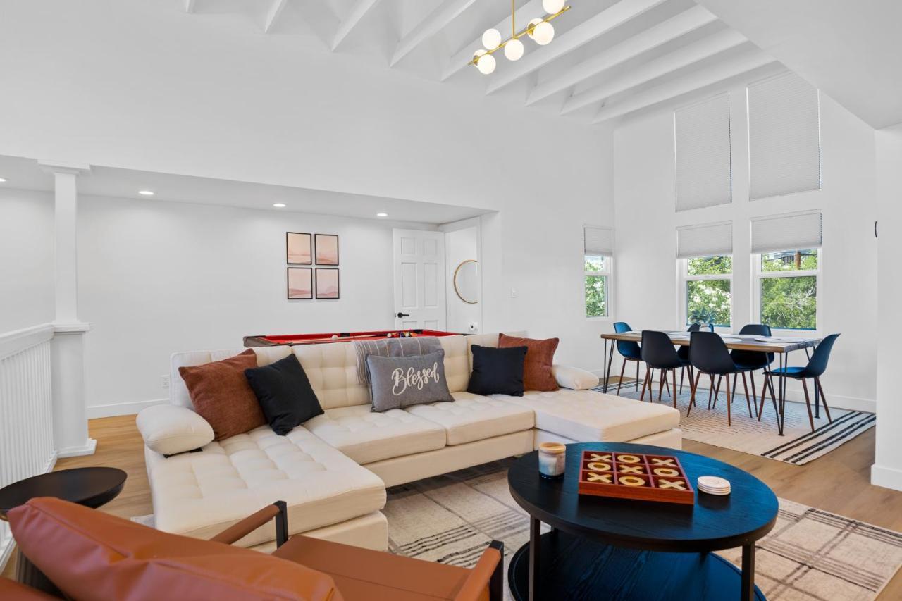 Chic Uptown Phoenix Home - Pool Table & Perfect Location Екстериор снимка